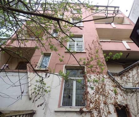 Gartenansicht mit Balkon - 2 Zimmer Mehrfamilienhaus, Wohnhaus zum Kaufen in Dortmund