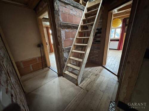 663E3F69-2E01-44B2-B19B-2F10893C4276 1 105 c - 