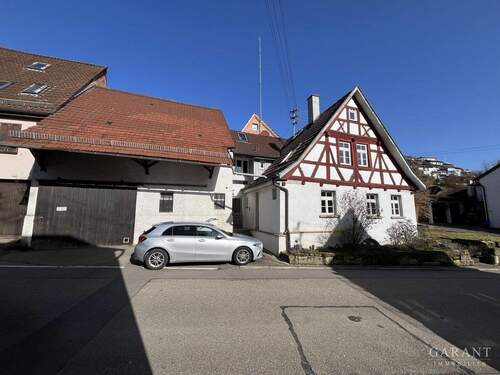 IMG 6028 - Charmantes Fachwerkhaus mit großer Scheune und Ausbaupotenzial