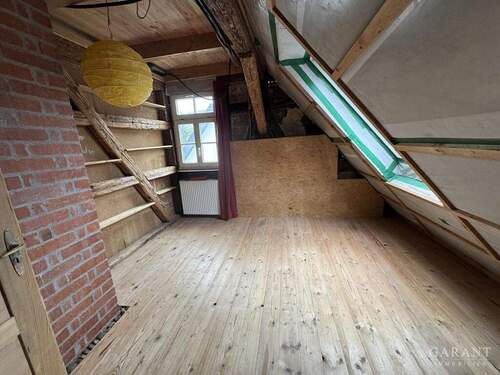 3B58A002-D4BF-41B7-94F6-8D16F9B0900E 1 105 c - 