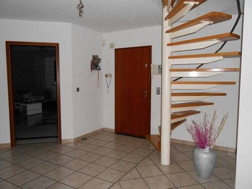 Eingangsbereich Wohnung - 