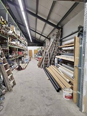 Lagerhalle - 
