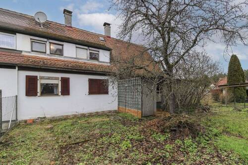 Garten - 9 Zimmer Einfamilienhaus in Schwaig bei Nürnberg