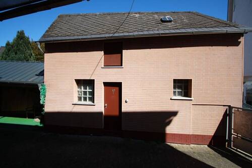 Garage mit Stauraum! - 