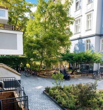 Hofansicht 2 - 3 Zimmer Etagenwohnung in Berlin