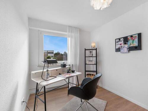 Büro - Sofort frei - Wunderschöne, lichtdurchflutete 3,5-Zimmer-Wohnung in Weiler zum Stein