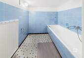 Badezimmer 1/2 (KI) - 