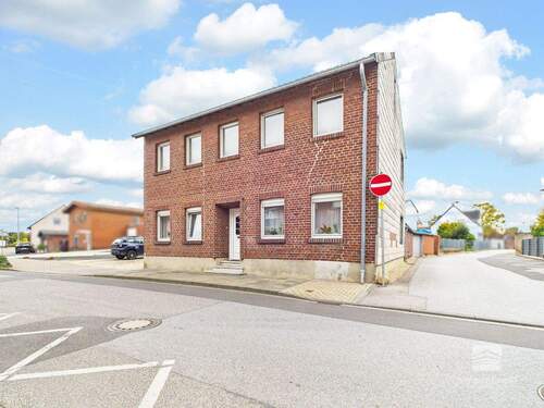 Vorderansicht - 7 Zimmer Einfamilienhaus in Wassenberg