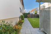 Haus hinten - 