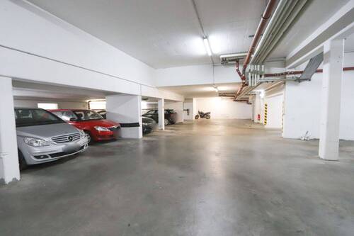Tiefgarage - 