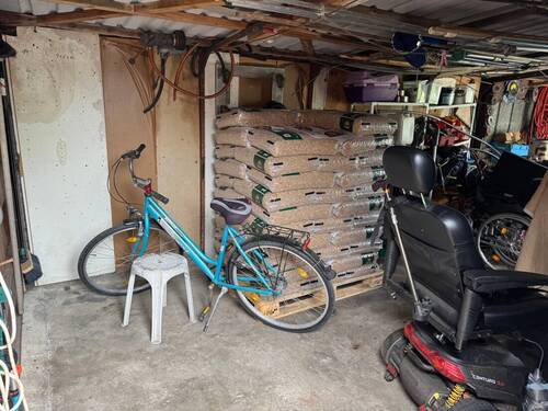Garage - 