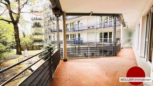 Terrasse - Innenstadtnahes Wohnen! Ruhig gelegene 3-4 Zi.- Wohnung mit gr. Terrasse!