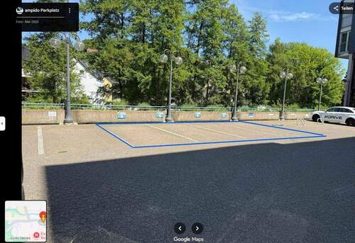 Parkplätze im Hof - 