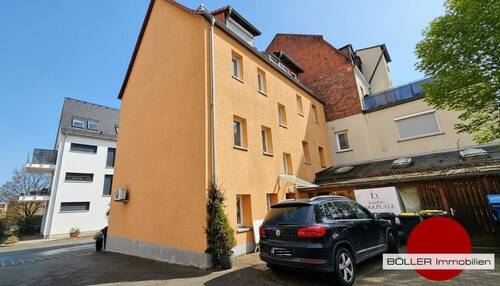 Hausansicht - 9 Zimmer Mehrfamilienhaus, Wohnhaus in Nürnberg
