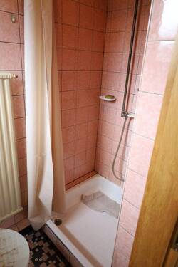 2. OG Dusche u. WC Foto 2 - 