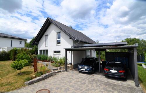 Urlaub.jpg - Neuwertiges Einfamilienhaus mit Carport