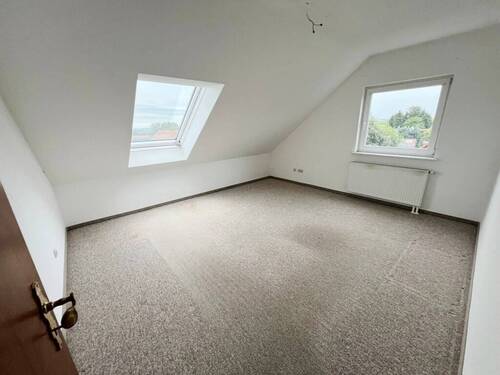Schlafzimmer - Einfamilienhaus mit 120,00 m² in Dürrröhrsdorf-Dittersbach / Dobra zum Kaufen
