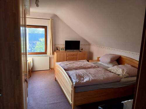 Gemütliches Schlafzimmer - 