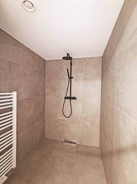 Duschmöglichkeit im Untergeschoss - 