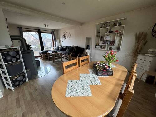 Wohn- und Esszimmer - 