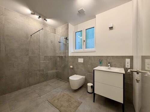 Duschbad Souterrain - 