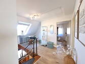Empore im DG - 
