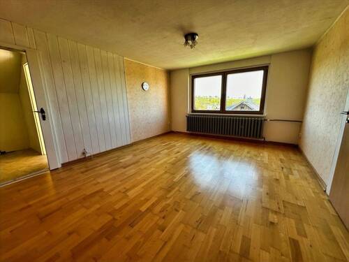 Zimmer im Dachgeschoss - 