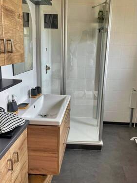 Badezimmer Hintergebäude - 