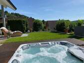 Whirlpool im Garten - 