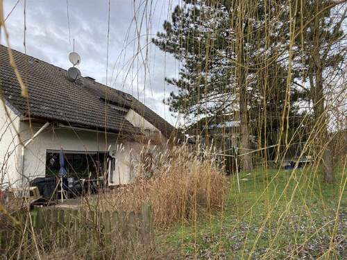 Bild1 - Großzügige Vierzimmer-Wohnung in guter Lage im Wohngebiet von Niederzell
