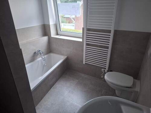 Innenbilder Quickborn, Birkenweg 8 - Badezimmer OG - 