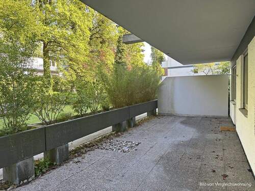 Terrasse (Vergleichswohnung) - 2 Zimmer Etagenwohnung in München