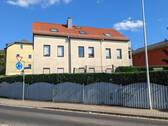 Ansicht Haus - 9 Zimmer Mehrfamilienhaus, Wohnhaus zum Kaufen in Freital