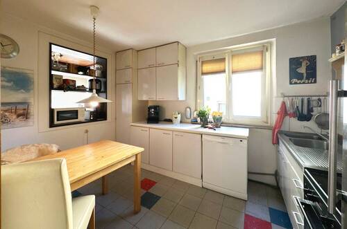 Küche mit Einbauküche, EG - 