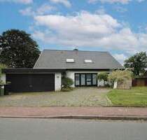 Großes Einfamilienhaus mit 70er Jahre Charme in toller Lage sucht neue Eigentümer mit Vision - Schönkirchen