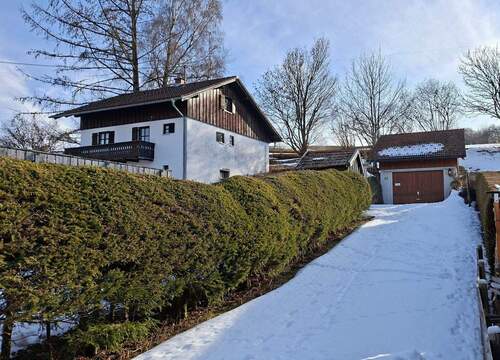 Ansicht Haus mit Garage - Einfamilienhaus mit 114,00 m&sup2; in Nesselwang zum Kaufen