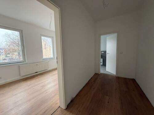 Ankleide / Flur - 2 Zimmer Etagenwohnung zur Miete in Fürth