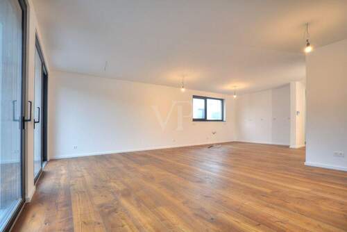 Wohn- und Esszimmer - 