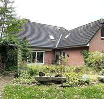 Eins, Zwei o. Drei! Große und solide Immobilie in Feldrandlage m. Biotop u. Traumausblick!! - Windbergen