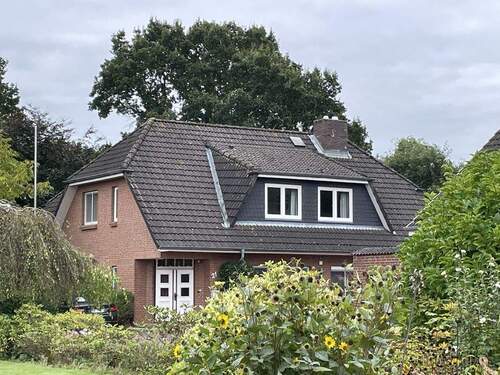 Von der Kehre aus - 7 Zimmer Einfamilienhaus zum Kaufen in Windbergen