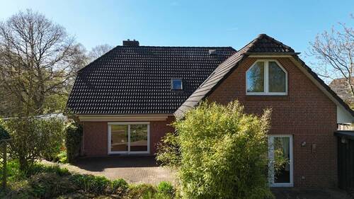 Blick Terrasse und Einliegerwohnung - 