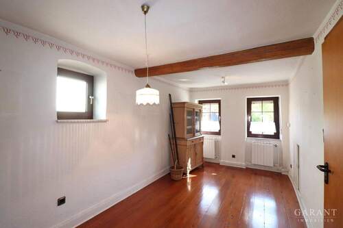 Esszimmer m. Dielenboden - 9 Zimmer Bauernhaus, Landhaus in Echzell