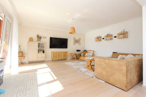 Wohnzimmer - Etagenwohnung mit 100,00 m&sup2; in Kaltenkirchen zur Miete