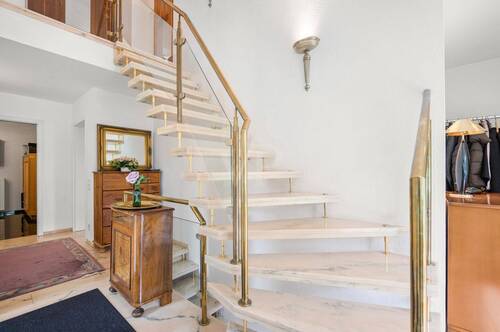 Treppe ins OG - 
