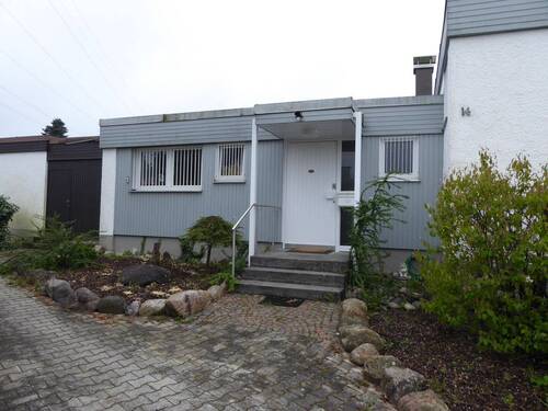 Eingang - 5 Zimmer Reihenmittelhaus zum Kaufen in Neusäß