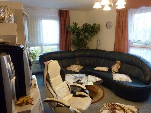 24040-1.jpg - 2 Zimmer Etagenwohnung in Weißenfels