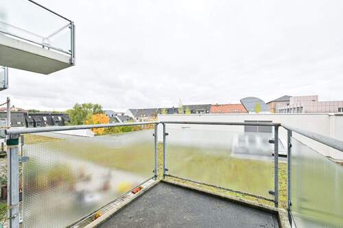 Balkon - Etagenwohnung mit 75,10 m&sup2; in Chemnitz zur Miete