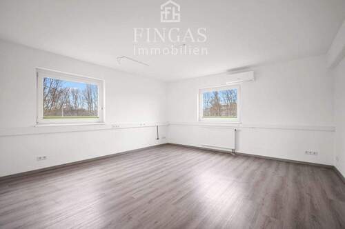 Büroraum - Büro mit 182,00 m&sup2; in Schwanewede zur Miete