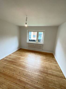 Schlafzimmer - 2 Zimmer Etagenwohnung zur Miete in Kiel