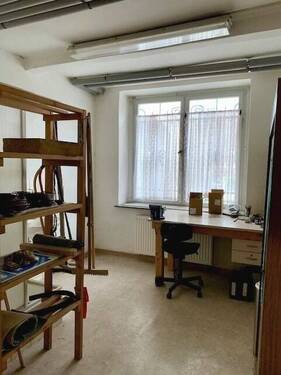 Keller Hausmeister - 